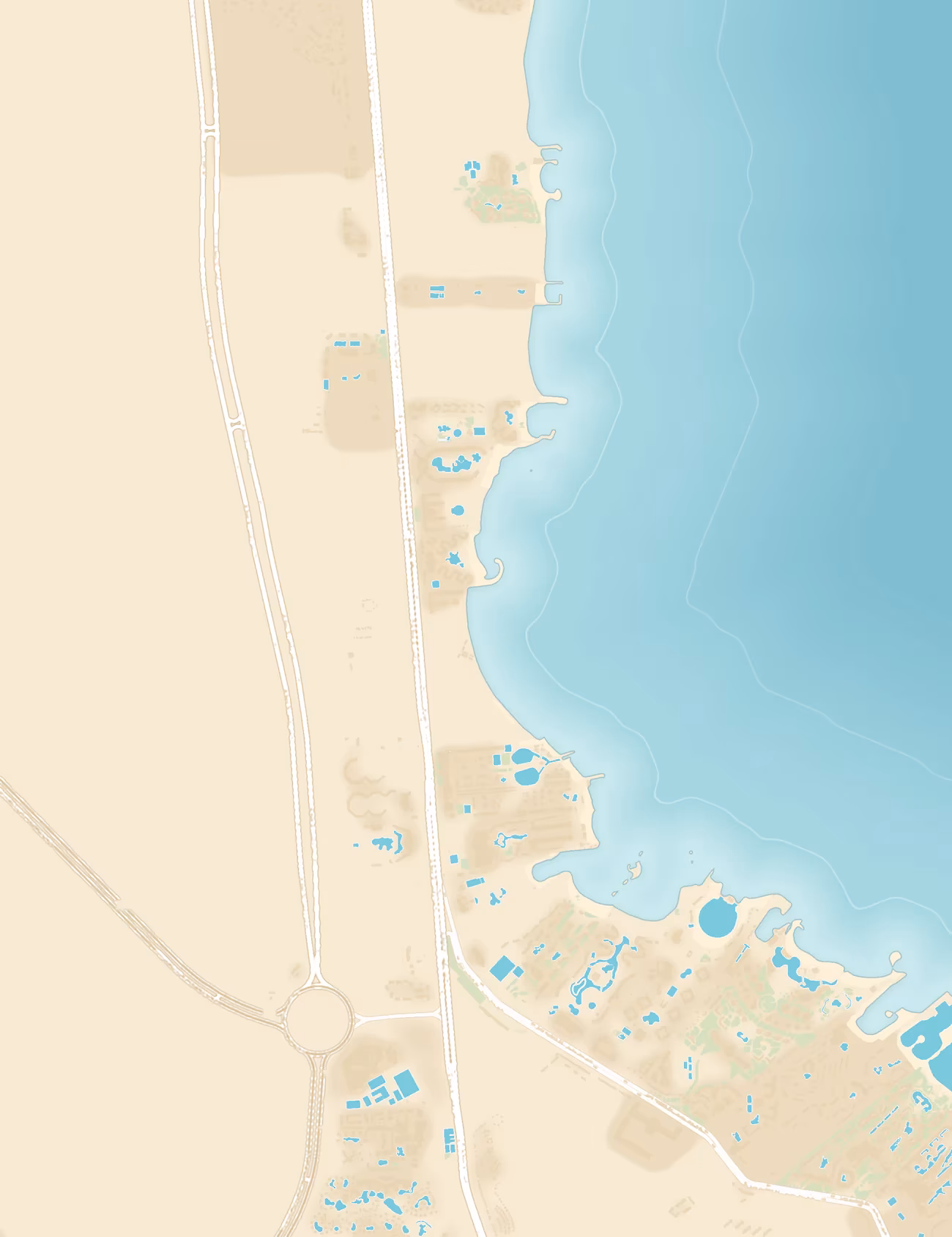 Getekende kaart van de zuidkant van Hurghada met Sunrise Crystal Bay Resort aan de kust, de kustweg, Senzo Mall en Sand City aan de landkant en het Grand Aquarium verder noordelijk